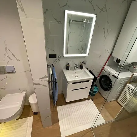 Luxusní apartmán GRAND v centru Harrachova se saunou, wallboxem EV,velkým balkonem a výhledem na můstky Exteriér fotografie