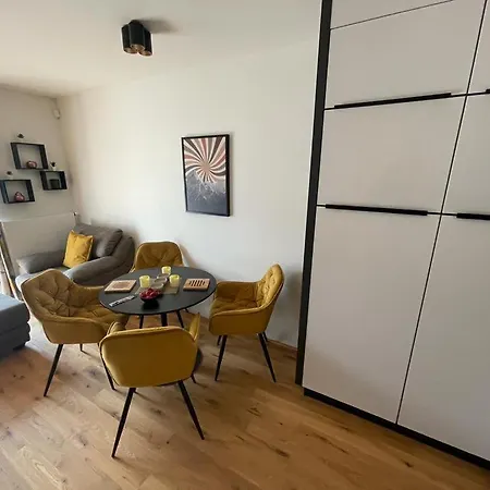 Luxusní apartmán GRAND v centru Harrachova se saunou, wallboxem EV,velkým balkonem a výhledem na můstky Exteriér fotografie