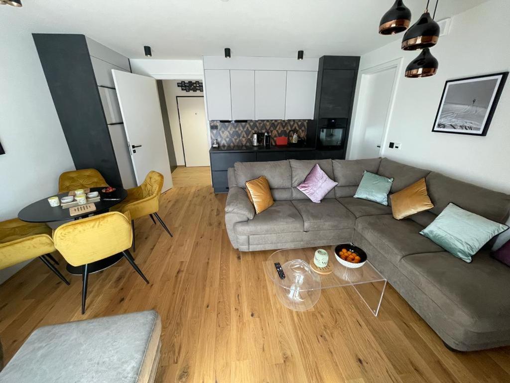 Luxusní Grand: Sauna, Ev Charging & Mountain Views Apartment Harrachov